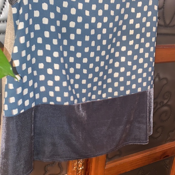 2/$10- Zara- Sleeveless Color Block Top Velvet - Picture 4 of 10